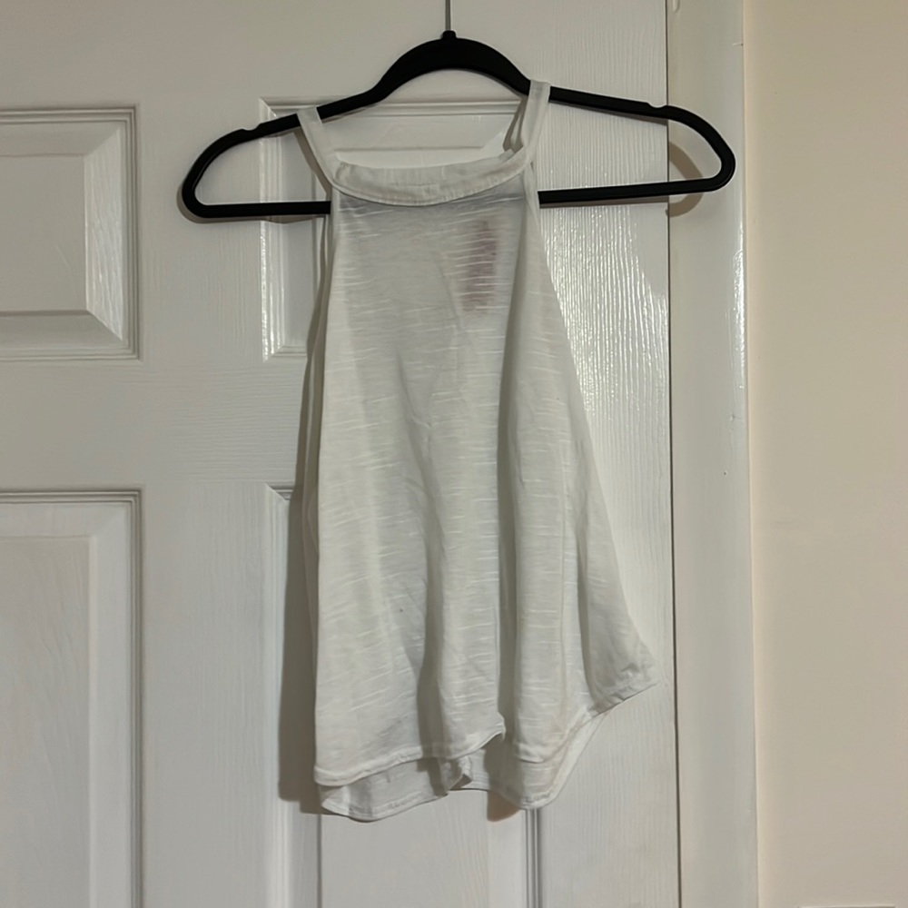 White basic tank